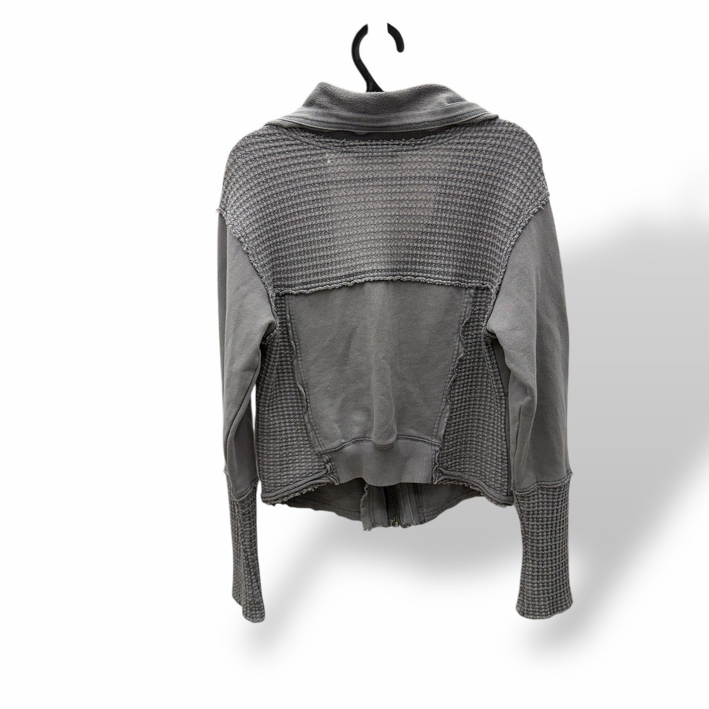 We The Free Women's Gray Textured Knit Bomber Jacket - Picture 2 of 3